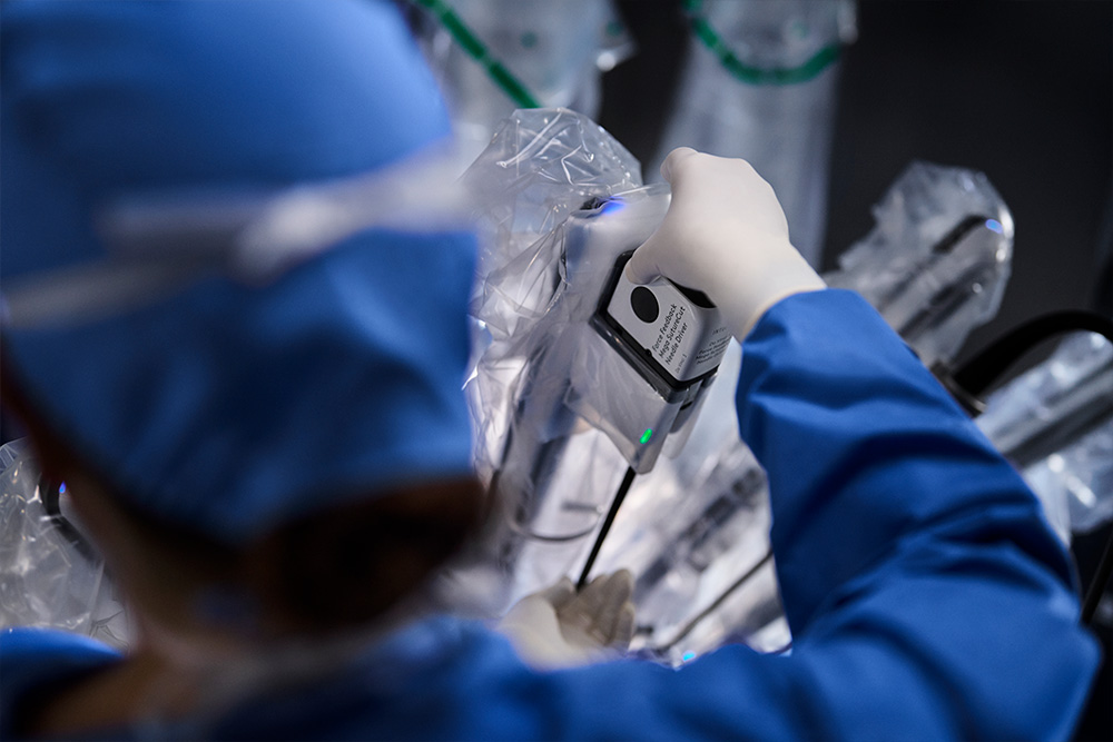 робот-ассистированная хирургия da Vinci