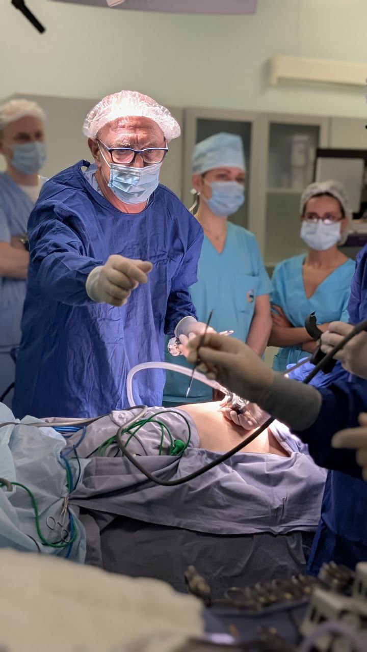 особенности применения системы da Vinci Xi при резекции кишки