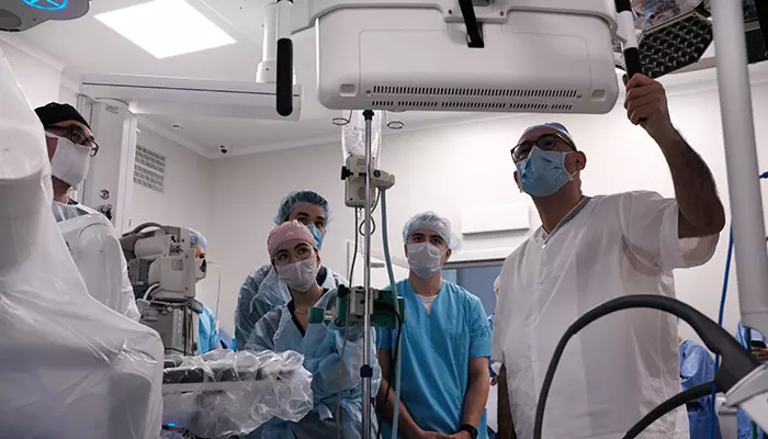 Роботическая хирургия в ГКБ 50, робот da Vinci Xi