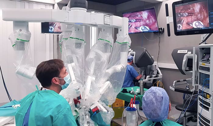 Роботическая хирургия в академии ORSI