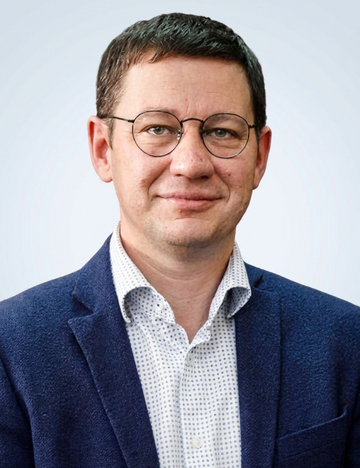 Комаров 
Роман Николаевич